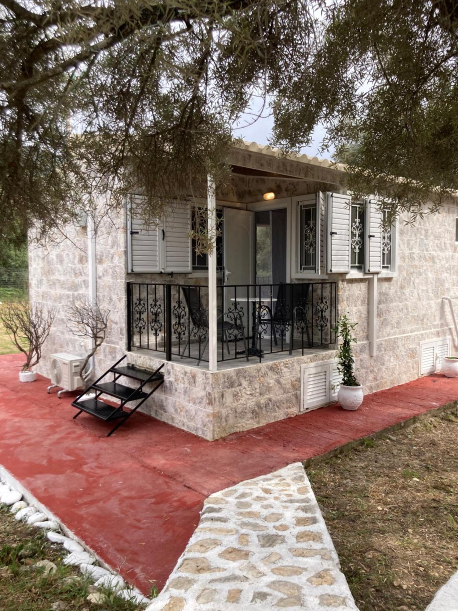 Helios Beach House Mikros Gialos Bagian luar foto